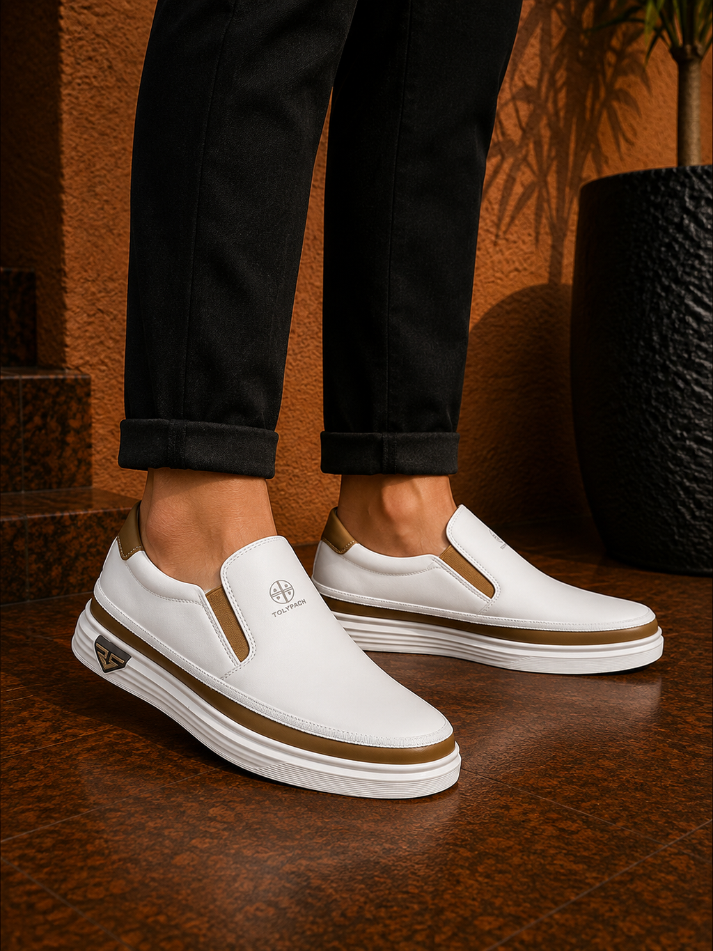 - Valen Leather Sneakers