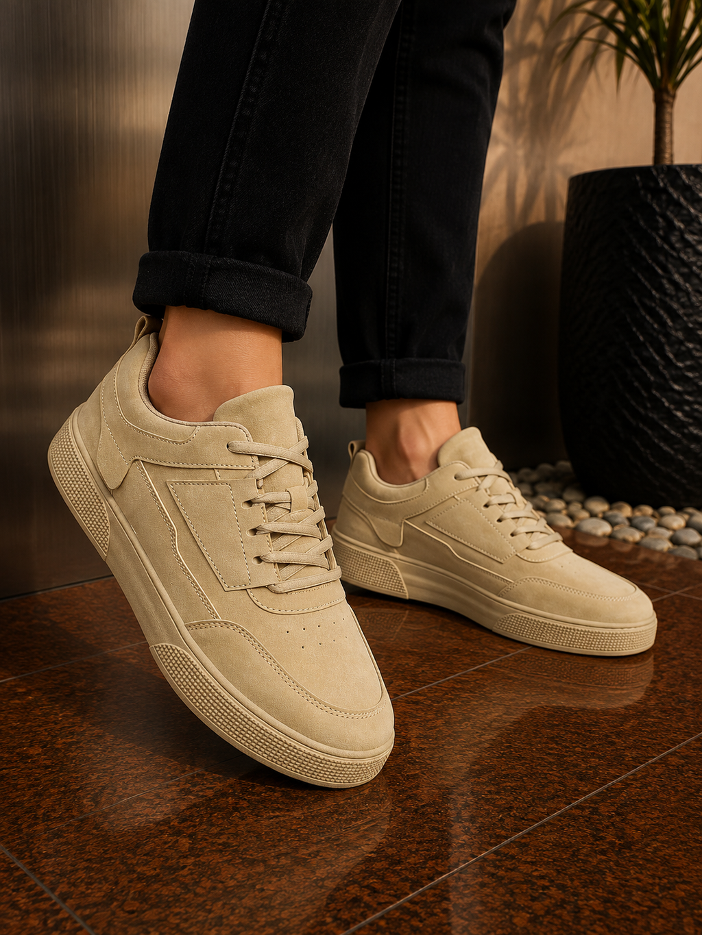 - Soren Classic Leather Sneakers