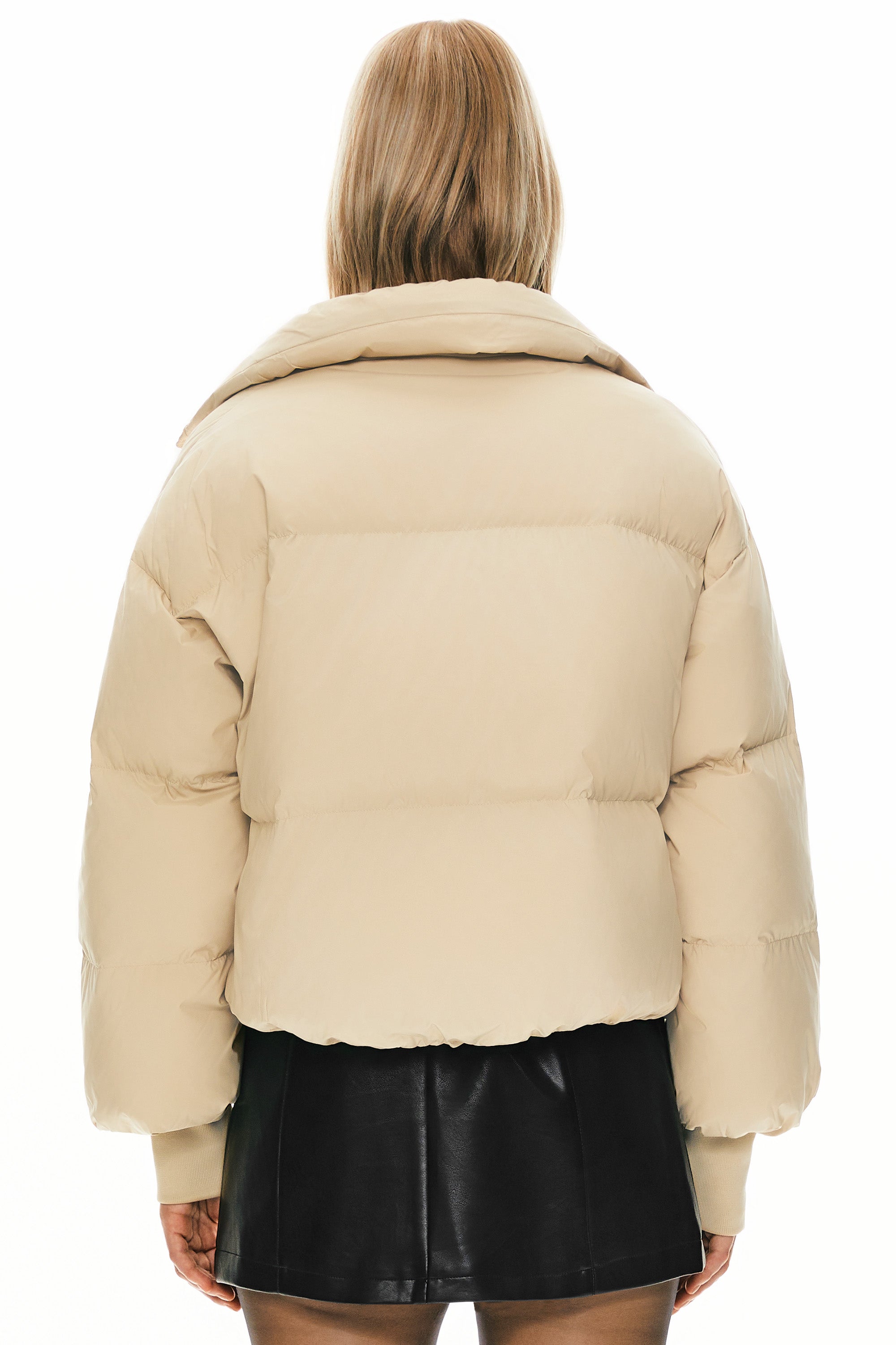 - Puffer Classics Short Oversized Down Coat