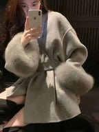 Elegant Woolen Overcoat with Fur Patchwork