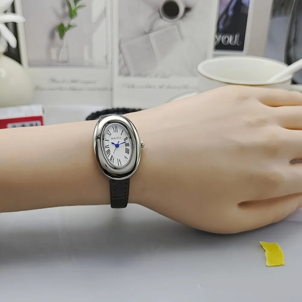 Vintage Oval Goose-Egg Women’s Quartz Watch – Leather Strap Ladies Timepiece