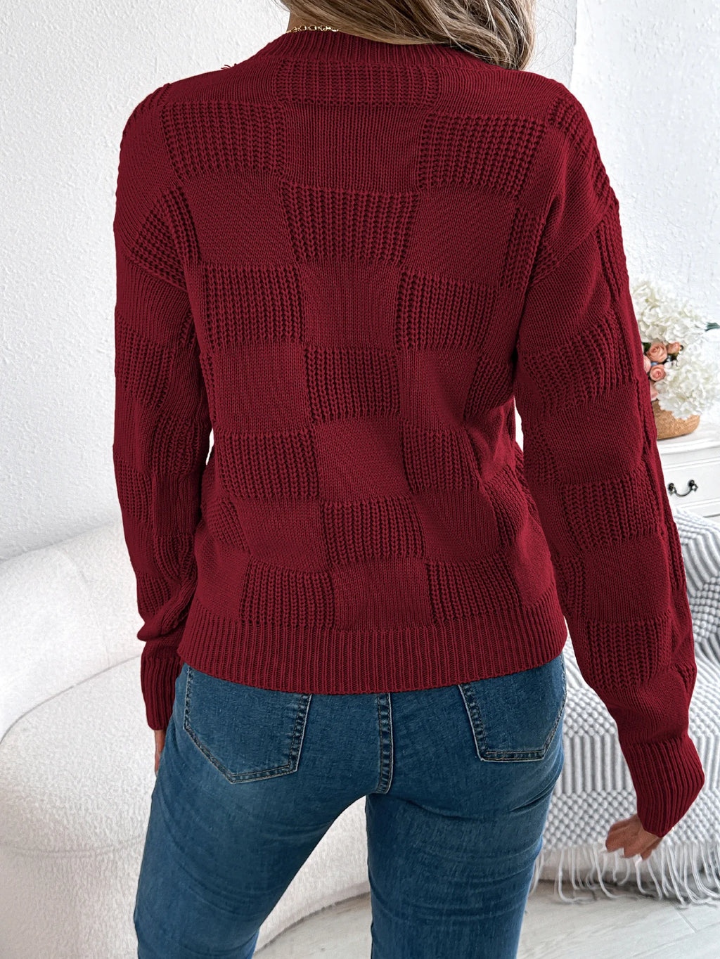 Women’s Plaid Knit Sweater – Round Neck Long Sleeve Cozy Cabin-Core Winter Pullover