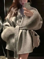 Elegant Woolen Overcoat with Fur Patchwork