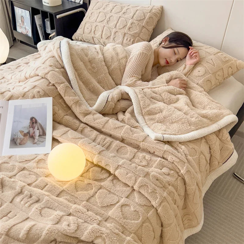 Warm Heart Plush Fleece Blanket – Soft Thick Winter Bed & Sofa Throw