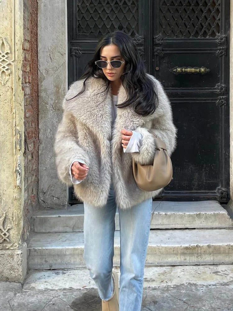 Women’s Chic Faux Fur Winter Coat – Solid Color Warm Lapel Collar Jacket