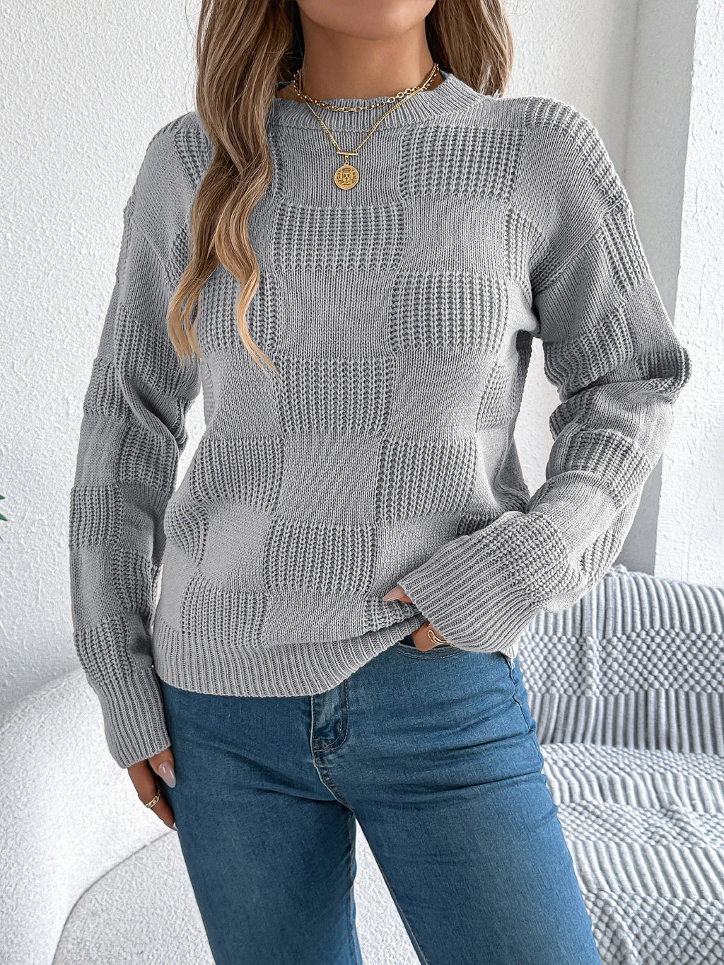 Women’s Plaid Knit Sweater – Round Neck Long Sleeve Cozy Cabin-Core Winter Pullover