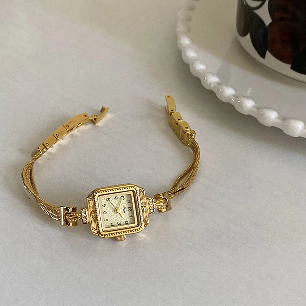 Mode Temperament Minimalisme Prachtige Quartz Horloge Voor Dames Meisje Student Cadeau Dames Accessoires