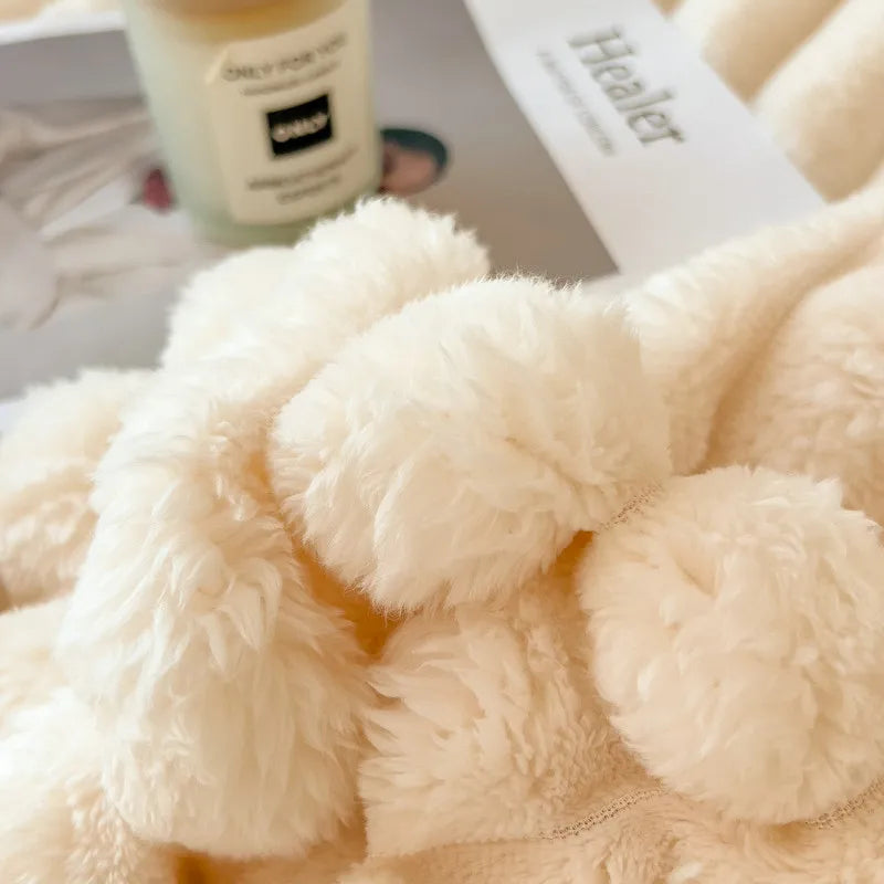 Luxurious Faux Fur Blanket – Super Soft, Warm & Timelessly Elegant