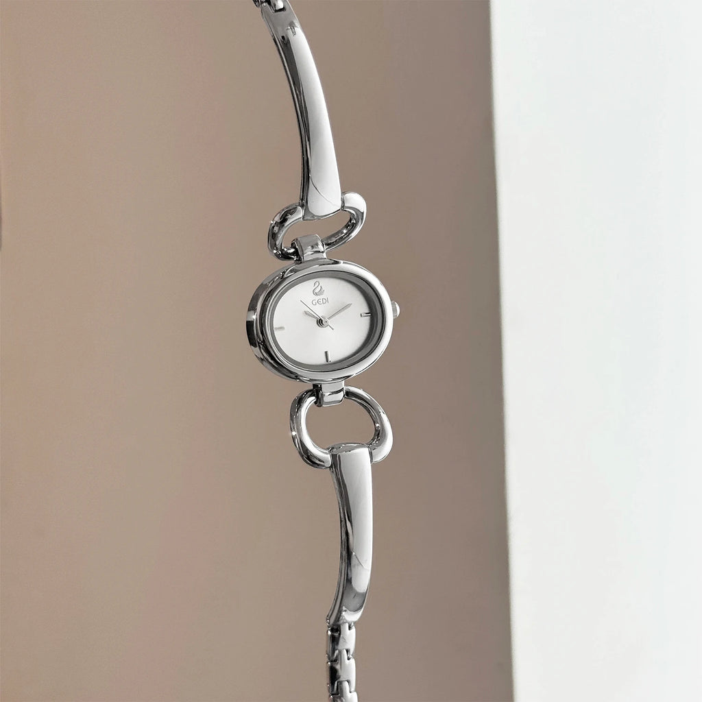 Luxury Vintage Women’s Skeleton Quartz Watch – Bracelet-Style Dress Wristwatch