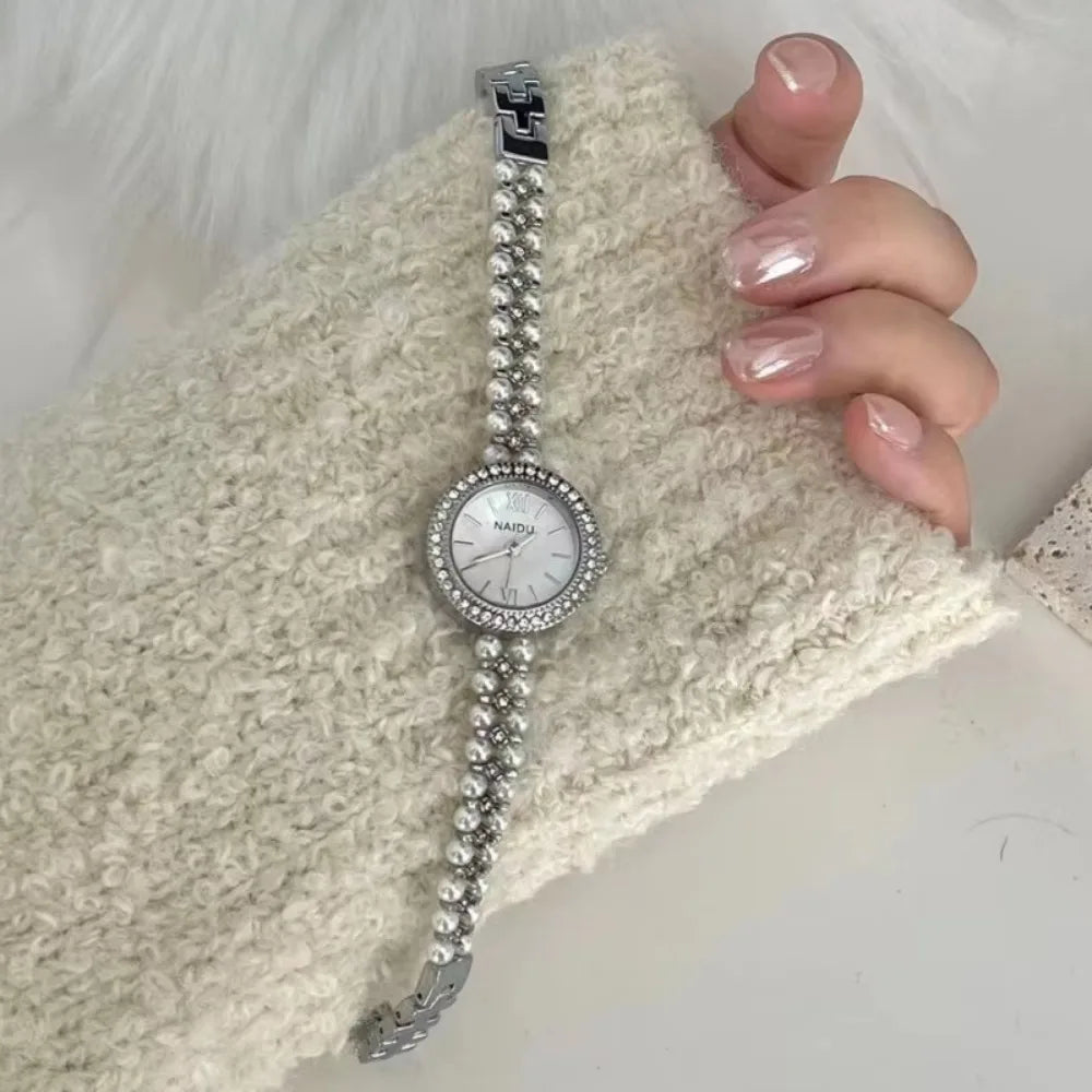 Pearl-Studded Bracelet Women’s Watch – Fashion Quartz Ladies Timepiece