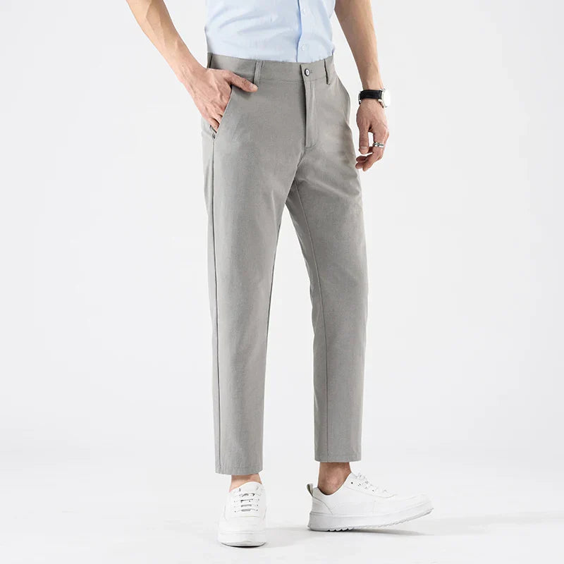 - Monochrome Motion Stretch Pants