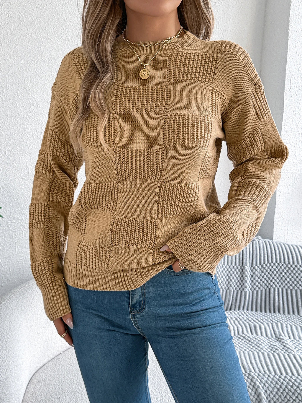 Women’s Plaid Knit Sweater – Round Neck Long Sleeve Cozy Cabin-Core Winter Pullover