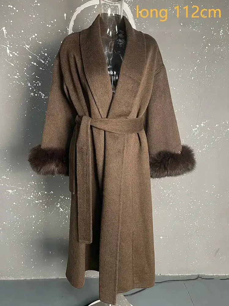 Elegant Woolen Overcoat with Fur Patchwork