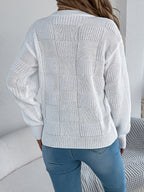 Women’s Plaid Knit Sweater – Round Neck Long Sleeve Cozy Cabin-Core Winter Pullover