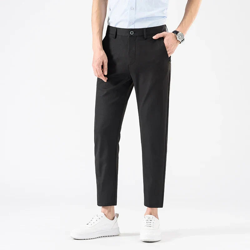 - Monochrome Motion Stretch Pants