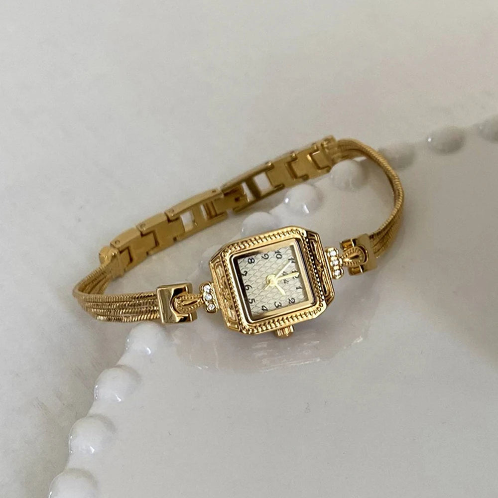 Mode Temperament Minimalisme Prachtige Quartz Horloge Voor Dames Meisje Student Cadeau Dames Accessoires