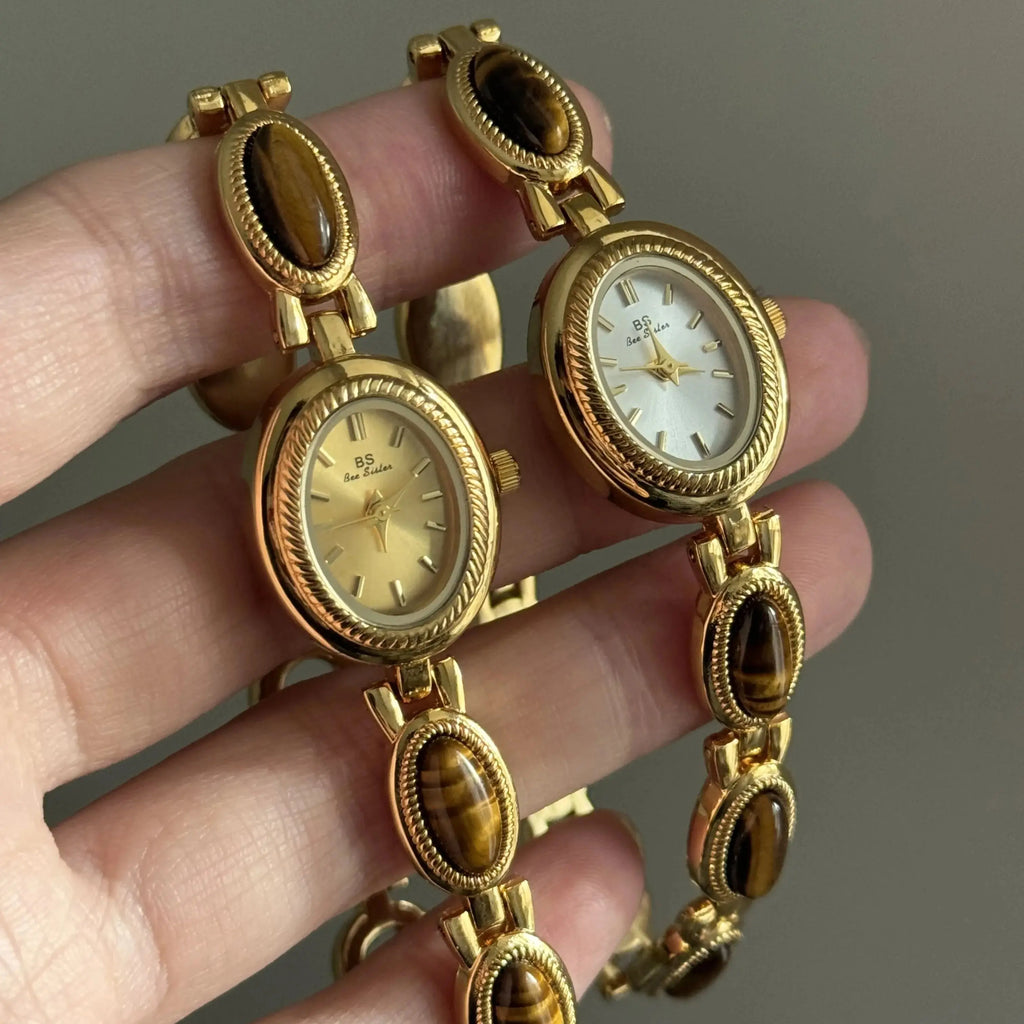 Golden Retro Women’s Watch with Jeweled Bracelet – Luxury Oval Dial Ladies Timepiece