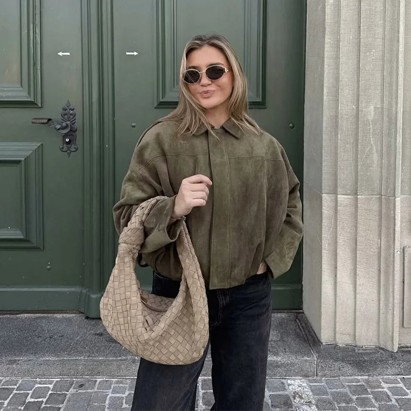 Women’s Vintage Bomber Jacket with Turn-Down Collar